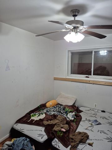 24837 Curie Street, Warren, MI 48091