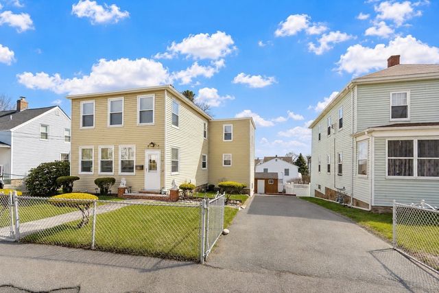 12 Dane St, Peabody, MA 01960