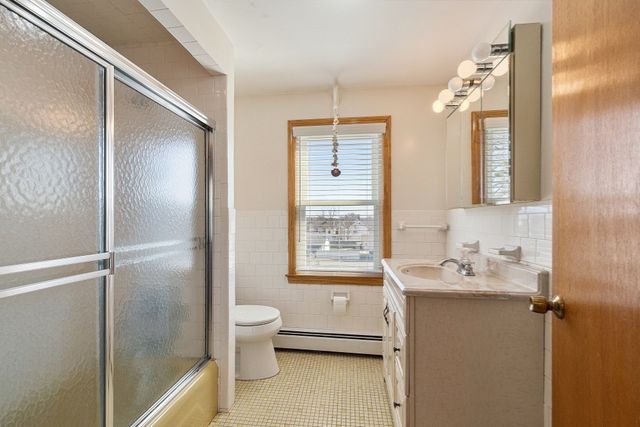 12 Dane St, Peabody, MA 01960
