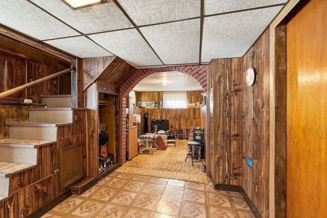 12 Dane St, Peabody, MA 01960