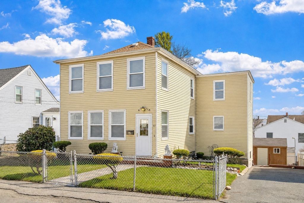 12 Dane St, Peabody, MA 01960
