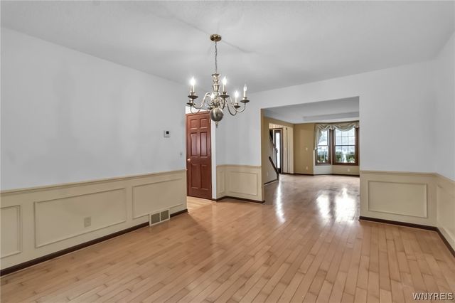 4190 Thornwood Lane, Clarence, NY 14221