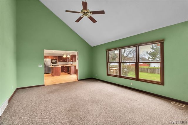 4190 Thornwood Lane, Clarence, NY 14221