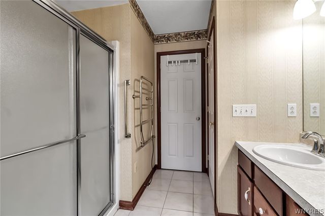 4190 Thornwood Lane, Clarence, NY 14221