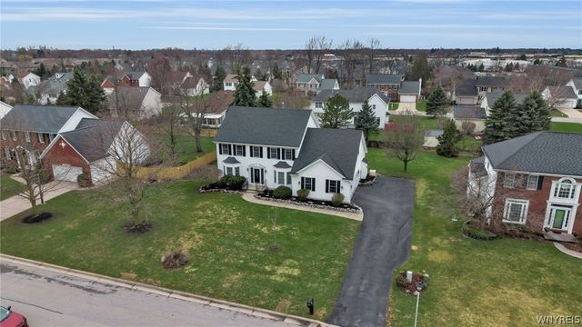 4190 Thornwood Lane, Clarence, NY 14221