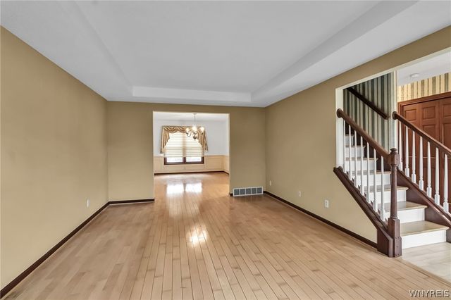 4190 Thornwood Lane, Clarence, NY 14221