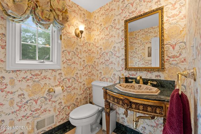 79 Cypress Neck Road, Middletown, NJ 07748