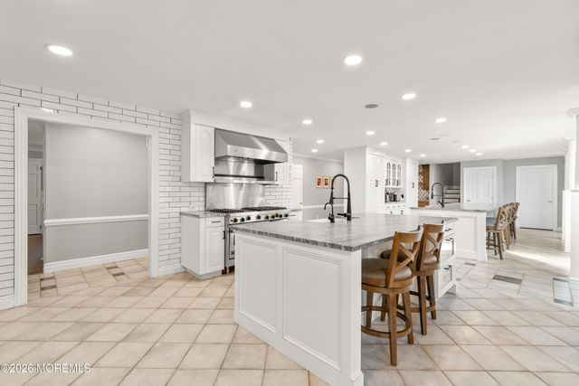 79 Cypress Neck Road, Middletown, NJ 07748