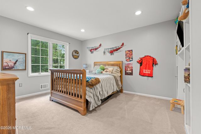 79 Cypress Neck Road, Middletown, NJ 07748