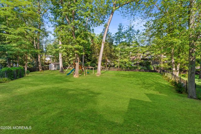 79 Cypress Neck Road, Middletown, NJ 07748