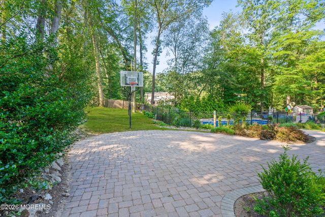 79 Cypress Neck Road, Middletown, NJ 07748