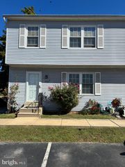 308 CHESTER PIKE #A4, Norwood, PA 19074