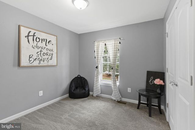 7662 PINE HAVEN DR, Pasadena, MD 21122