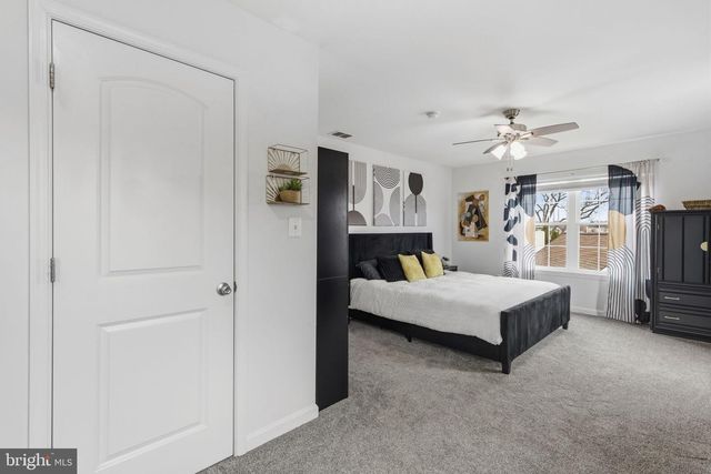 7662 PINE HAVEN DR, Pasadena, MD 21122