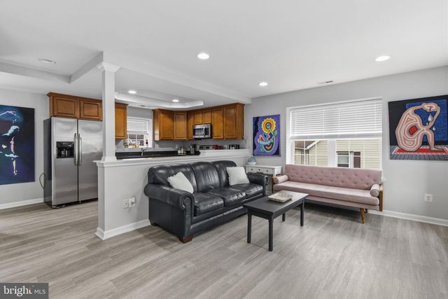 7662 PINE HAVEN DR, Pasadena, MD 21122