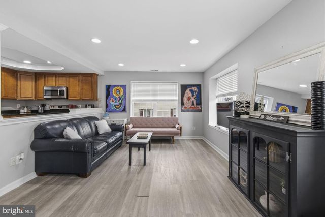 7662 PINE HAVEN DR, Pasadena, MD 21122