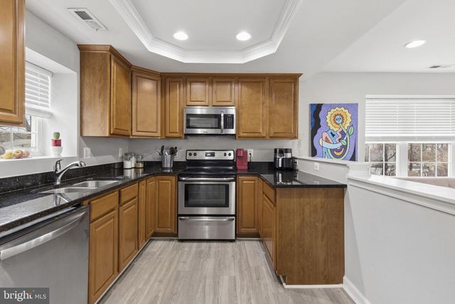 7662 PINE HAVEN DR, Pasadena, MD 21122