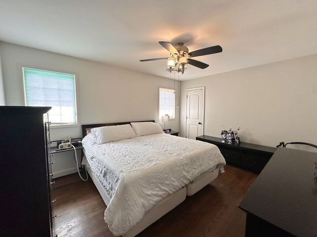 10021 Minnick Avenue, Oak Lawn, IL 60453