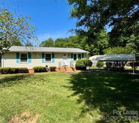 119 Morris Avenue, Mount Holly, NC 28120