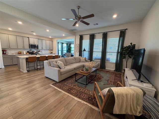 18323 Tiger Flowers Drive, Conroe, TX 77302