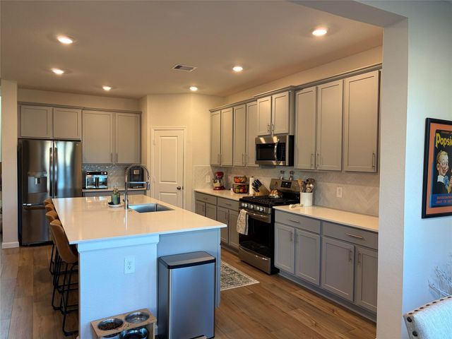 18323 Tiger Flowers Drive, Conroe, TX 77302