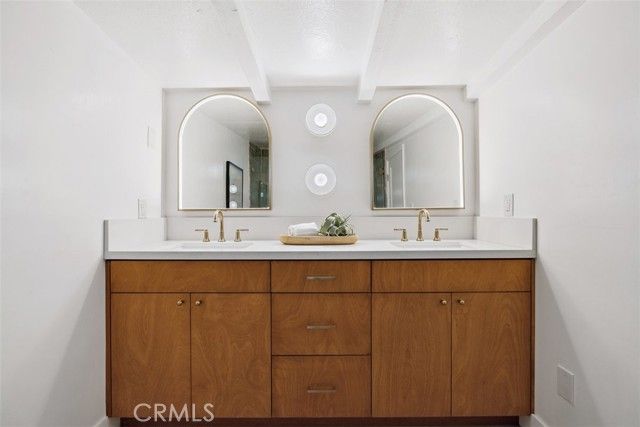 21 La Cadena Street, Santa Barbara, CA 93103