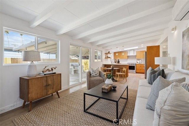 21 La Cadena Street, Santa Barbara, CA 93103