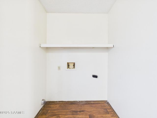 201 High Meadows Boulevard 218, Lafayette, LA 70507