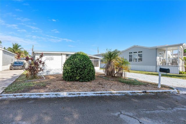 8631 SW 20th Street, Davie, FL 33324