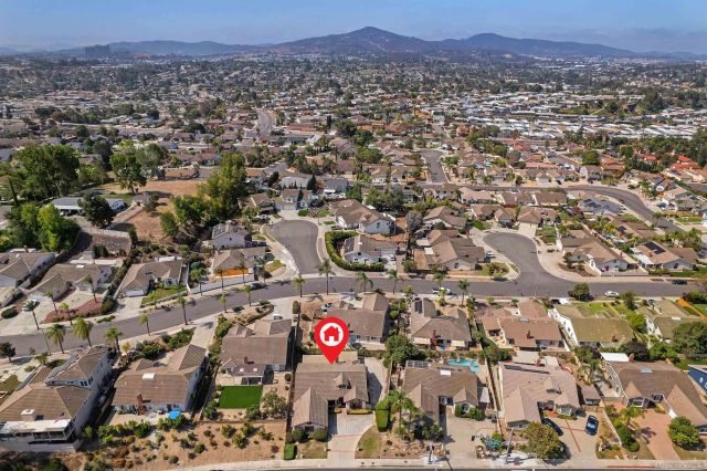 1693 W Country Club, Escondido, CA 92026