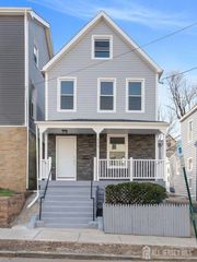 125 Brookside Avenue, Irvington, NJ 07111