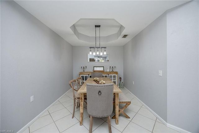 7098 Pond Cypress CT 102, Naples, FL 34109