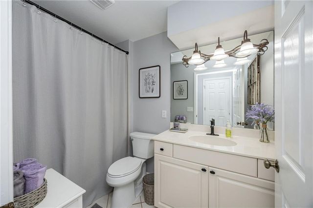 7098 Pond Cypress CT 102, Naples, FL 34109