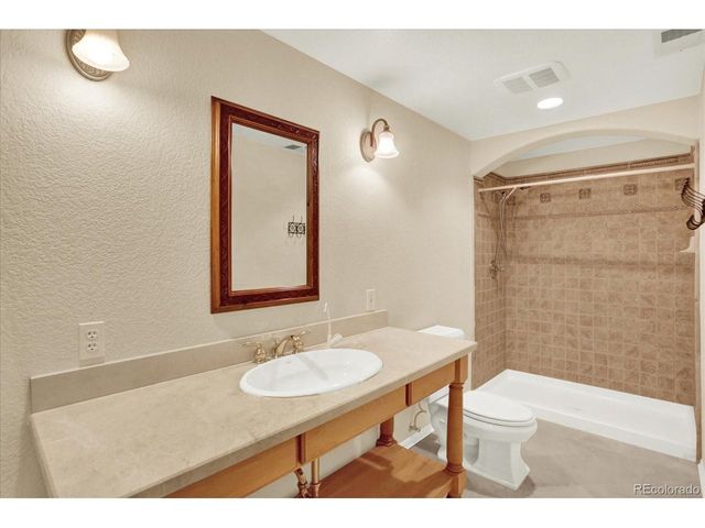 7285 Brighton Ct, Castle Pines, CO 80108