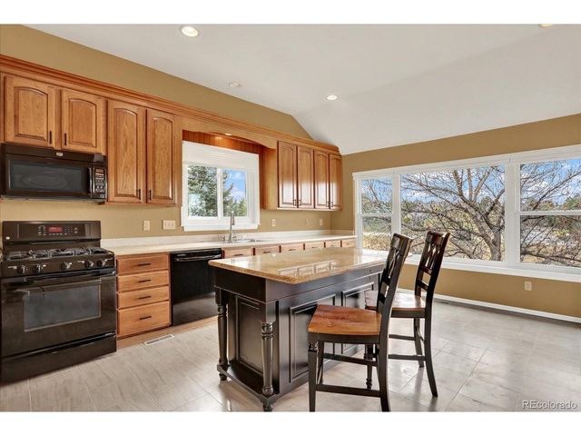 7285 Brighton Ct, Castle Pines, CO 80108