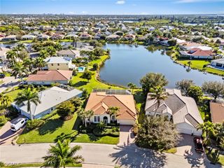 2634 Stonyhill CT, Cape Coral, FL 33991