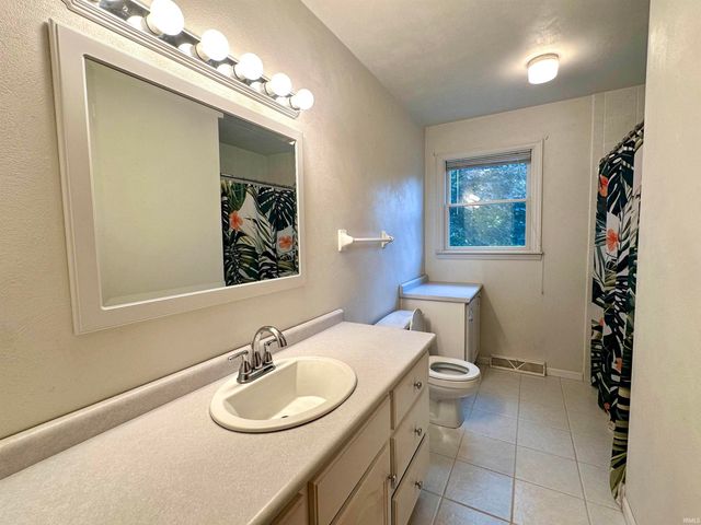 2915 Rose Lane, Kokomo, IN 46902