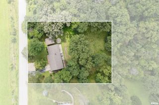 8528 101ST Street W, Andalusia, IL 61232