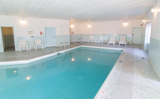 2690 Oxford Street N 247, Roseville, MN 55113