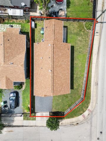 502 Dell Court, Houston, TX 77009