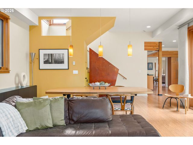 1455 E 23rd Ave, Eugene, OR 97403