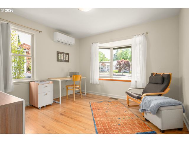 1455 E 23rd Ave, Eugene, OR 97403