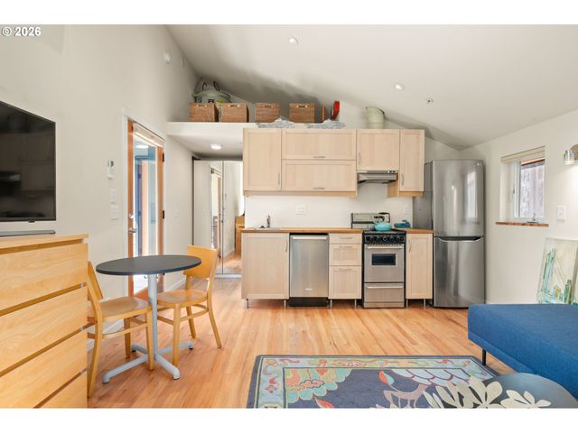 1455 E 23rd Ave, Eugene, OR 97403