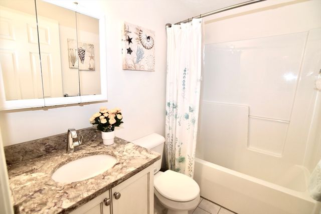80 Pine Hill Blvd 80, Mashpee, MA 02649