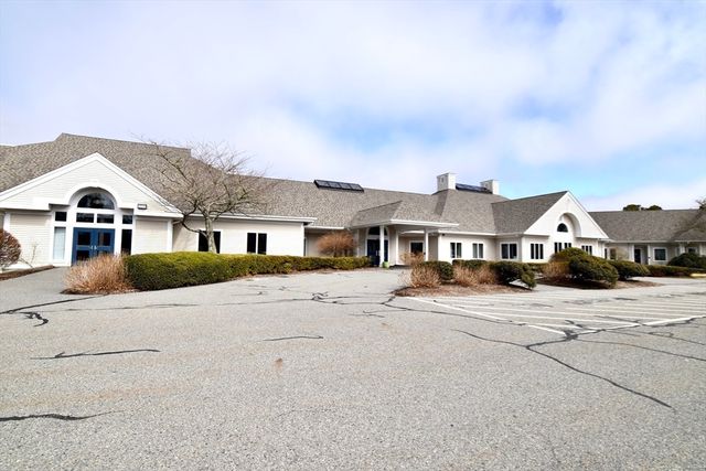 80 Pine Hill Blvd 80, Mashpee, MA 02649
