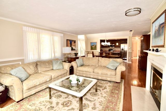 80 Pine Hill Blvd 80, Mashpee, MA 02649