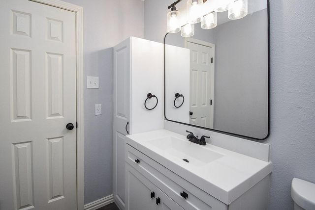 13306 Innshire Lane, Houston, TX 77045