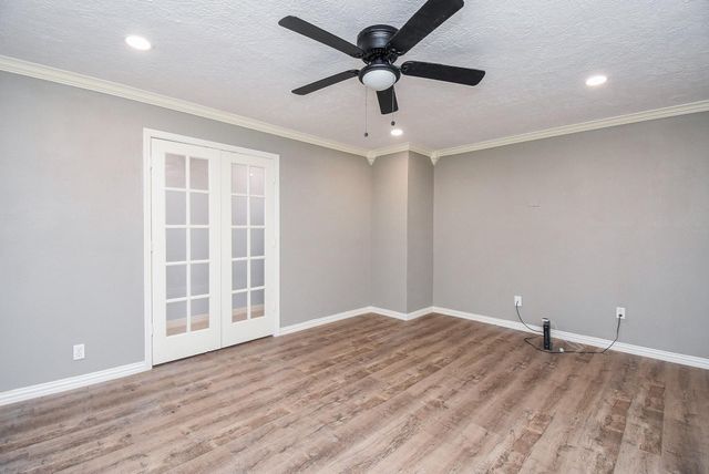 13306 Innshire Lane, Houston, TX 77045