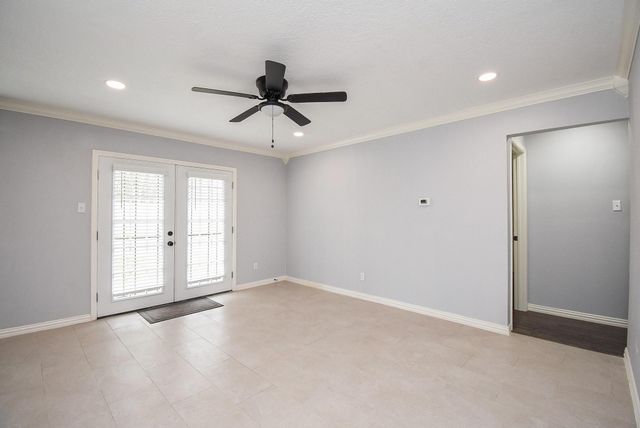 13306 Innshire Lane, Houston, TX 77045