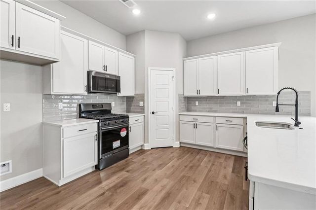12909 Sewell Avenue, Kansas City, KS 66109